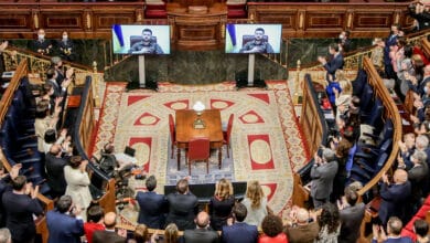 Dos diputados de Unidas Podemos se ausentaron del Congreso para no escuchar el discurso de Zelenski