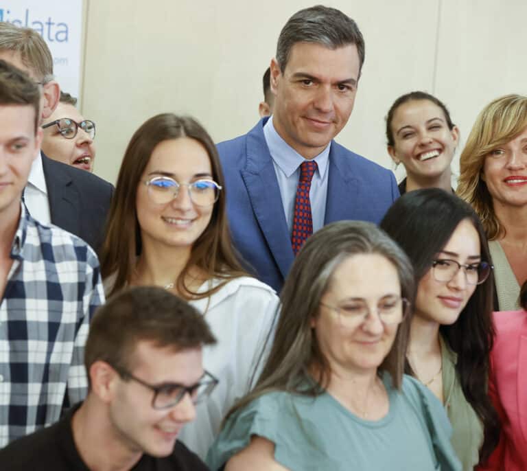Pedro Sánchez anuncia 1.200 millones más para la Formación Profesional