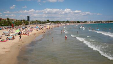 Muere un hombre de 73 años ahogado en la playa de Cambrils (Tarragona)