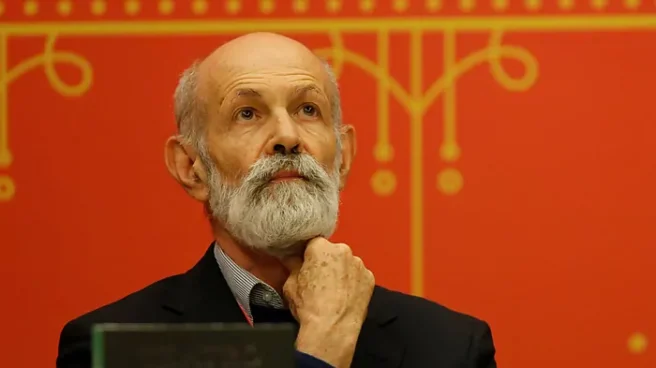 Eduardo Matos Moctezuma.
