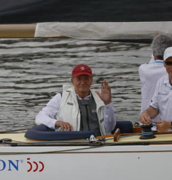 Juan Carlos I renuncia a recuperar los 65 millones donados a Corinna [...]