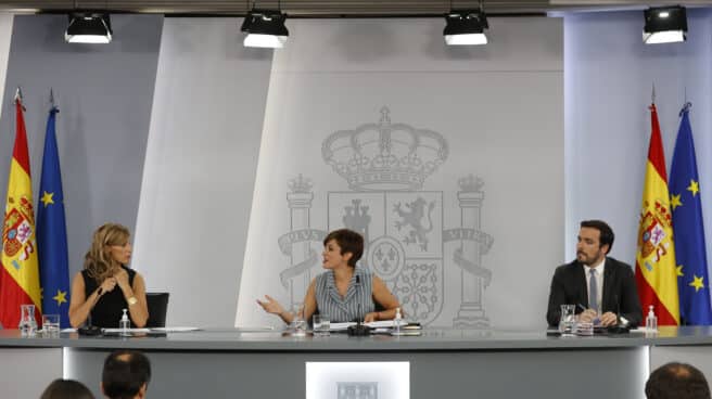 Díaz, Rodríguez y Garzón, tras el Consejo de Ministros.