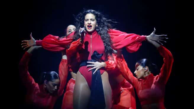 La cantante Rosalía durante de sus conciertos en el Palau Sant Jordi de Barcelona