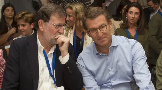 Rajoy: "Este Gobierno ya no se sostiene, es una jaula de grillos"