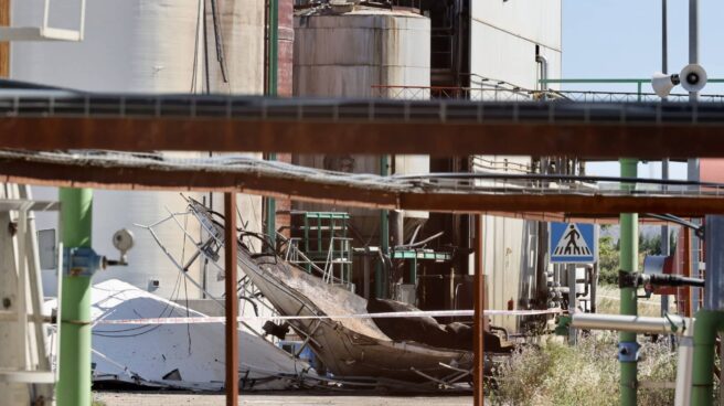 El testimonio de un bombero en la explosión de Calahorra: "Ojalá no tenga que volver a ver algo así" Vista de la planta de biodiésel en Calahorra (La Rioja)