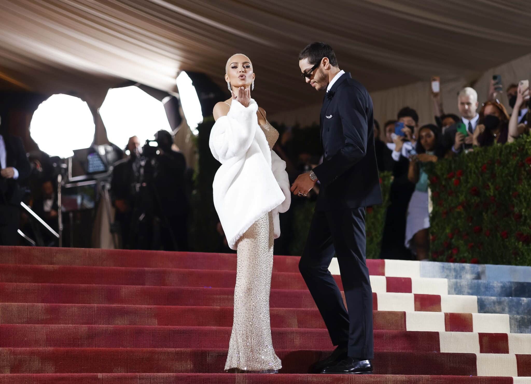 Kim Kardashian con el vestido de Marilyn Monroe de "Happy Birthday Mr. President" en la Met Gala 2022