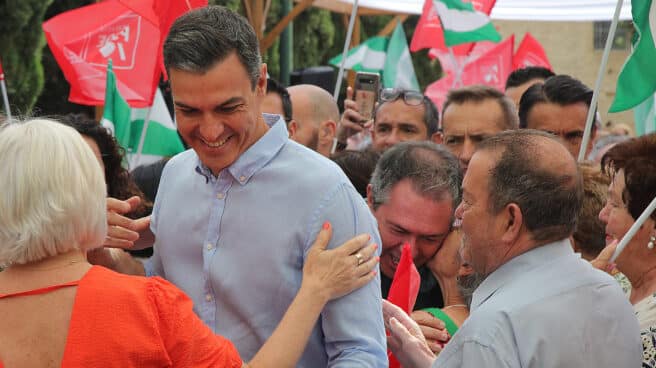 Elecciones 19-J: Pedro Sánchez, en un acto electoral del PSOE en Granada.