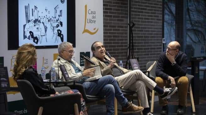 Ramón de España presenta 'Barcelona fantasma junto a Xavier Sardà y Jordi Basté. Ramón de España presenta 'Barcelona fantasma junto a Xavier Sardà y Jordi Basté.