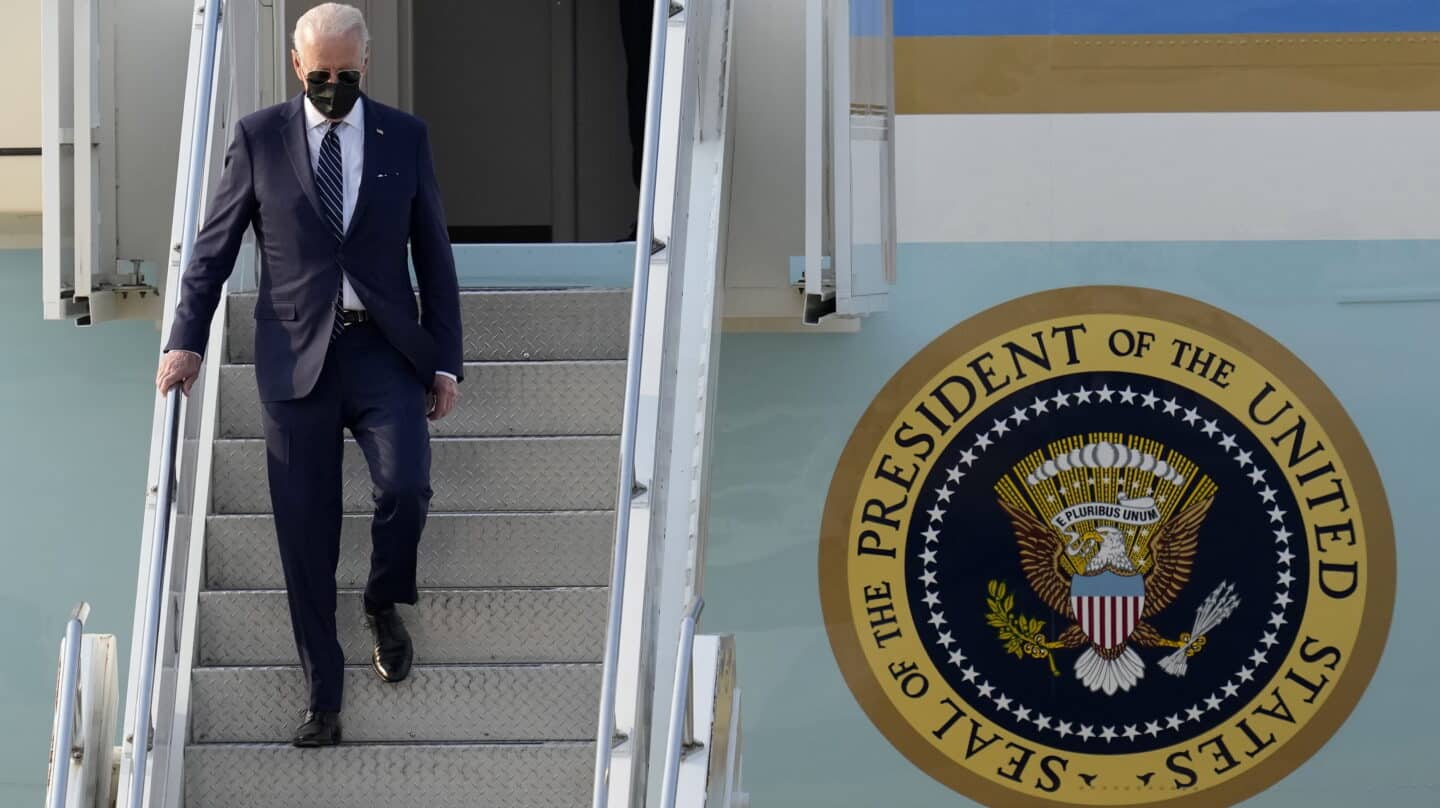 Biden cambia su política de Cuba y Venezuela