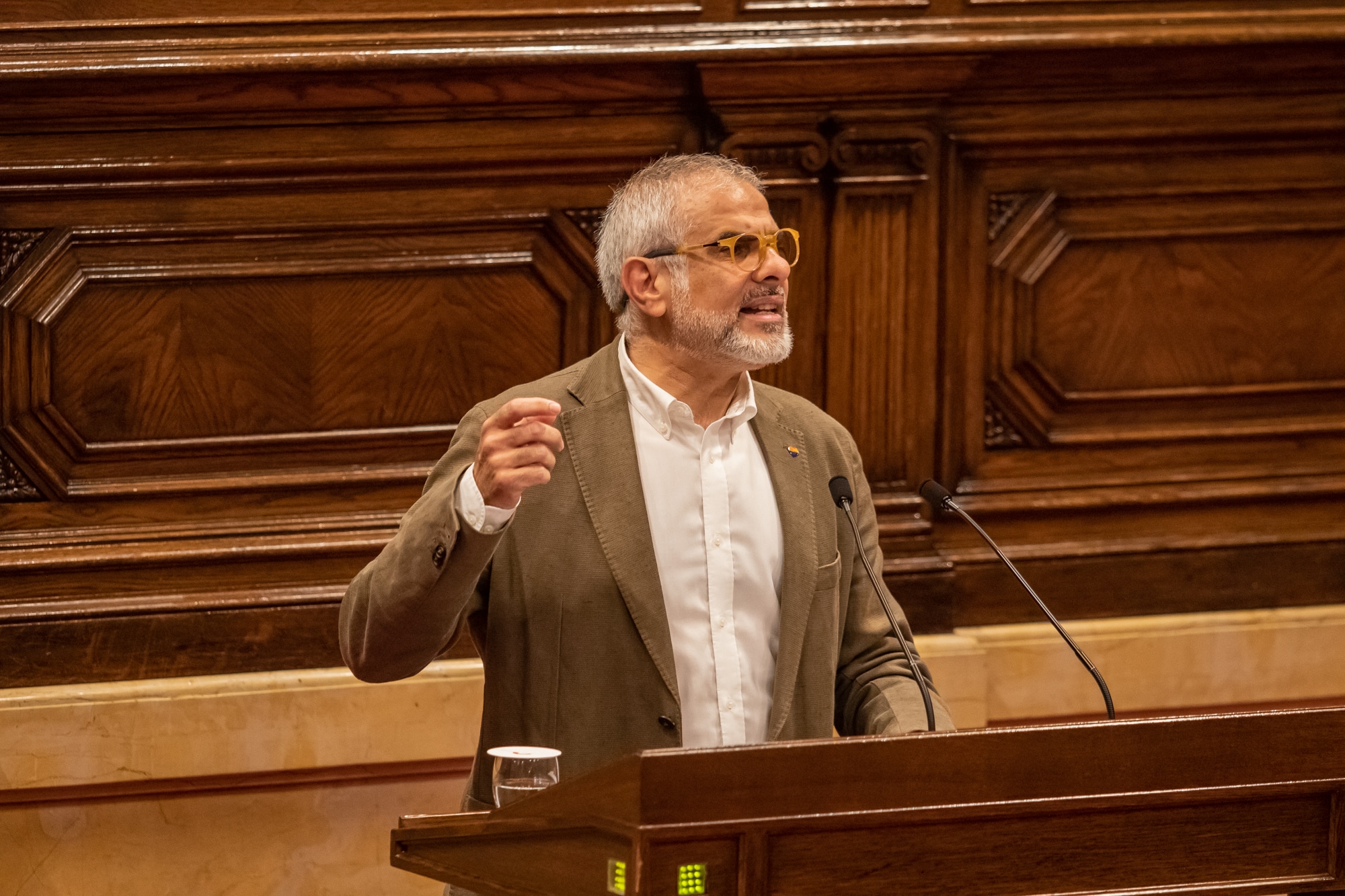 La Ley del catalán, en suspenso a la espera del Consejo de Garantías