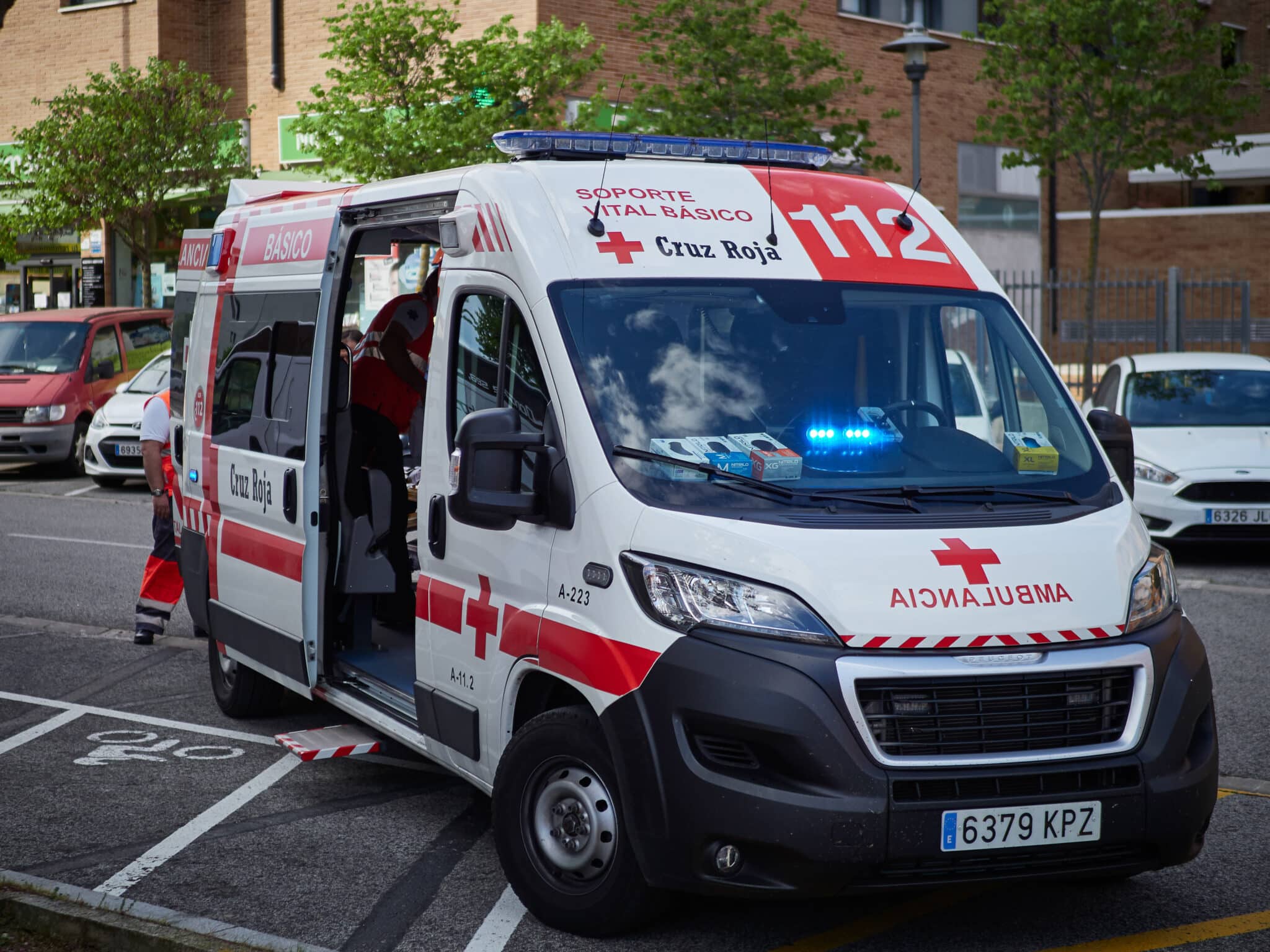 Ambulancia de la Cruz Roja durante un servicio de urgencia realizado en Navarra