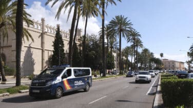 Siete personas quedan suspendidas a 28 metros en una atracción de feria
