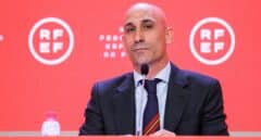 Rubiales, acorralado: los futbolistas profesionales piden la dimisión inmediata del presidente de la RFEF