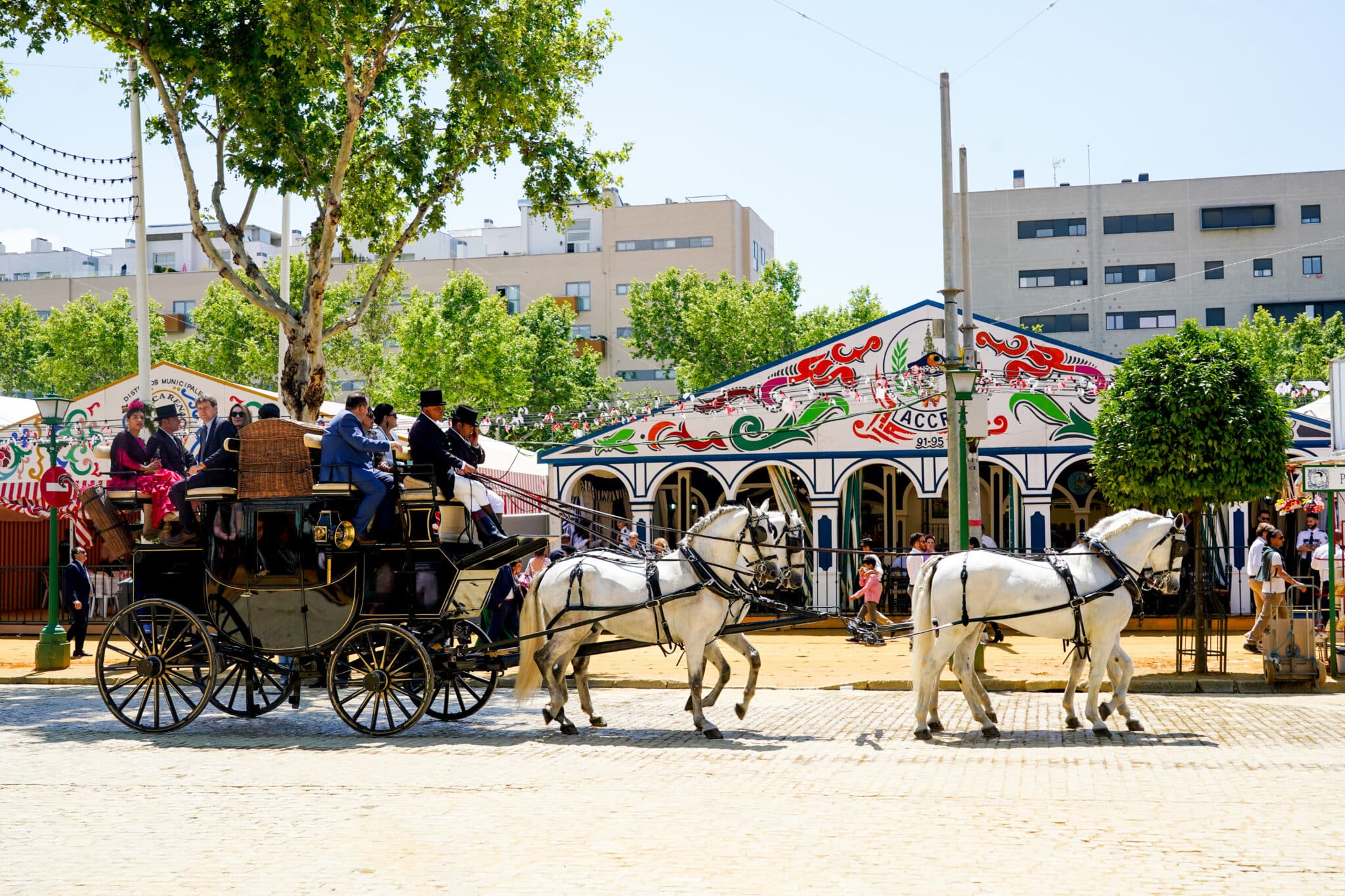 Paseo de caballo , durante el tercer día de Feria de Abril de Sevilla 2022