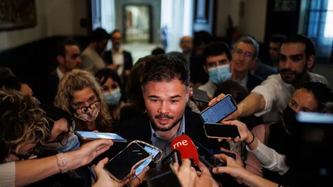 Rufián dice que el PSOE "peca de soberbia e inconsciencia" y pide "una mesa de diálogo"