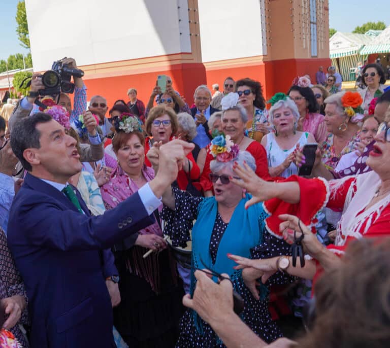 Políticos de feria, políticos de roneo