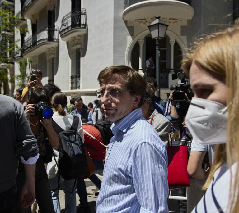 Anticorrupción no ve indicios para imputar al primo de Almeida por el caso de las mascarillas