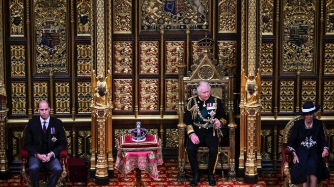 El príncipe Carlos sustituye a su madre Isabel II en la apertura del Parlamento