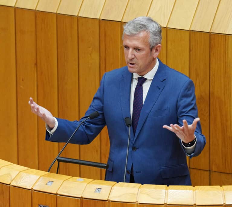 Alfonso Rueda jura su cargo como sexto presidente de la Xunta de Galicia