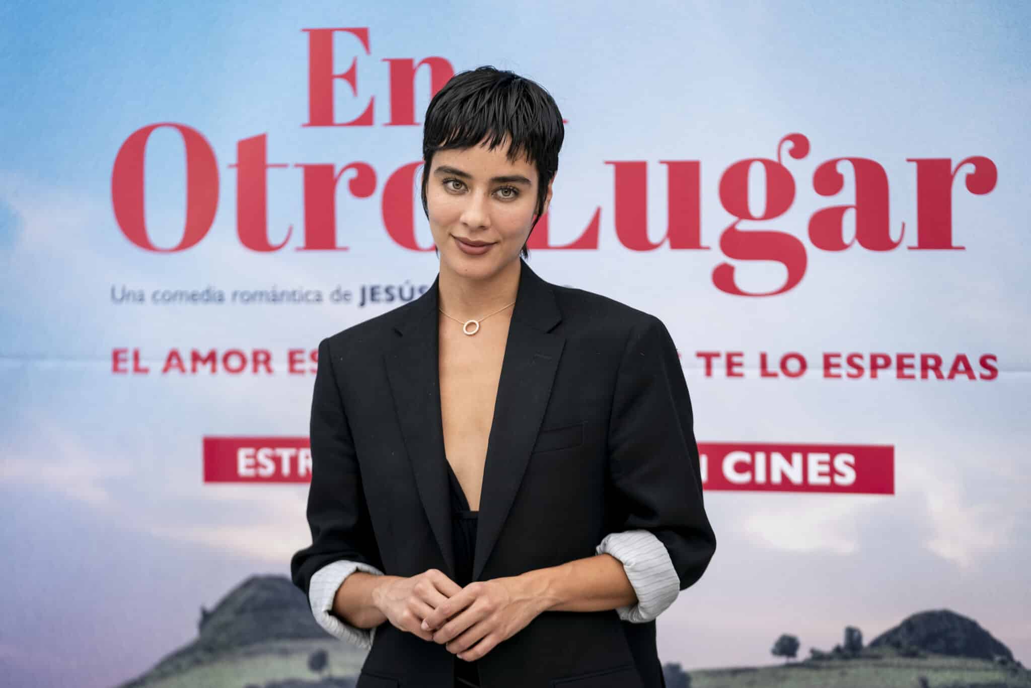 La actriz Esmeralda Pimentel en el photocall de la película ‘En otro lugar’