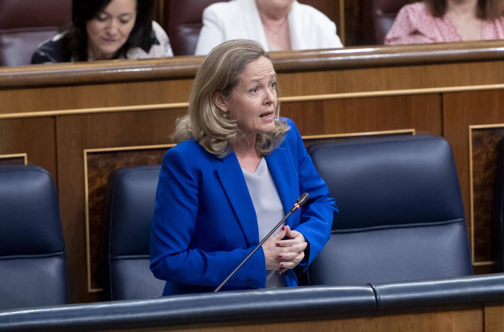 Nadia Calviño, en la sesión de control en el Congreso.