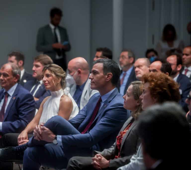 Sánchez, ocho ministros y Los del Río