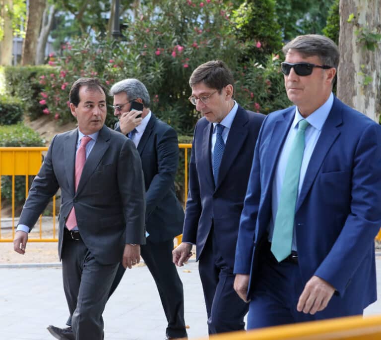 Goirigolzarri responsabiliza a FG de la contratación de Villarejo a sus espaldas