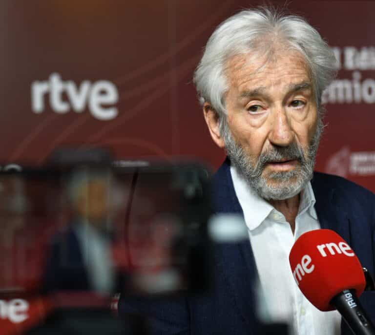 Sacristán: "Hay que saber que te vas a morir rodeado de hijos de puta, pero librar cada día la batalla de la dignidad"