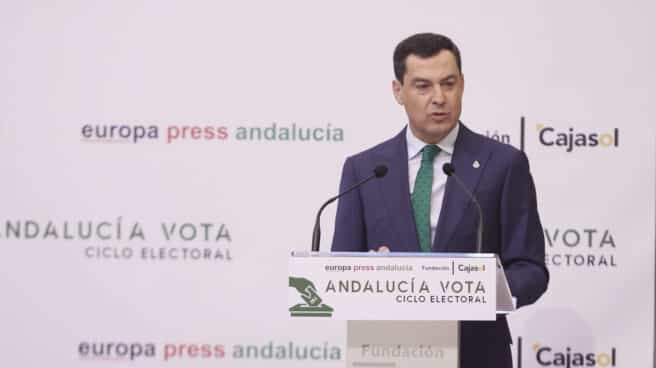 El candidato del Partido Popular a la presidencia de la Junta de Andalucía, Juanma Moreno, durante el encuentro informativo “Andalucía Vota” Ciclo electoral en la Fundación Cajasol. El candidato del Partido Popular a la presidencia de la Junta de Andalucía, Juanma Moreno, durante el encuentro informativo “Andalucía Vota” Ciclo electoral en la Fundación Cajasol.