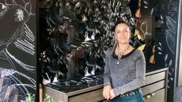 La Mari de Chambao: "Caerse es bueno. ¿No ves que estamos de pie?"