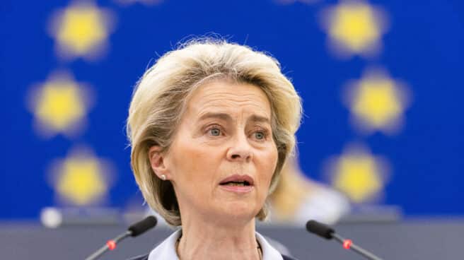 La presidenta de la Comisión Europea, Ursula von der Leyen, en un pleno del Parlamento Europeo.