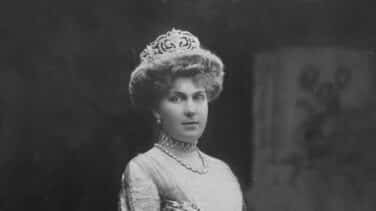 Cuando la reina Victoria Eugenia impulsó la Cruz Roja