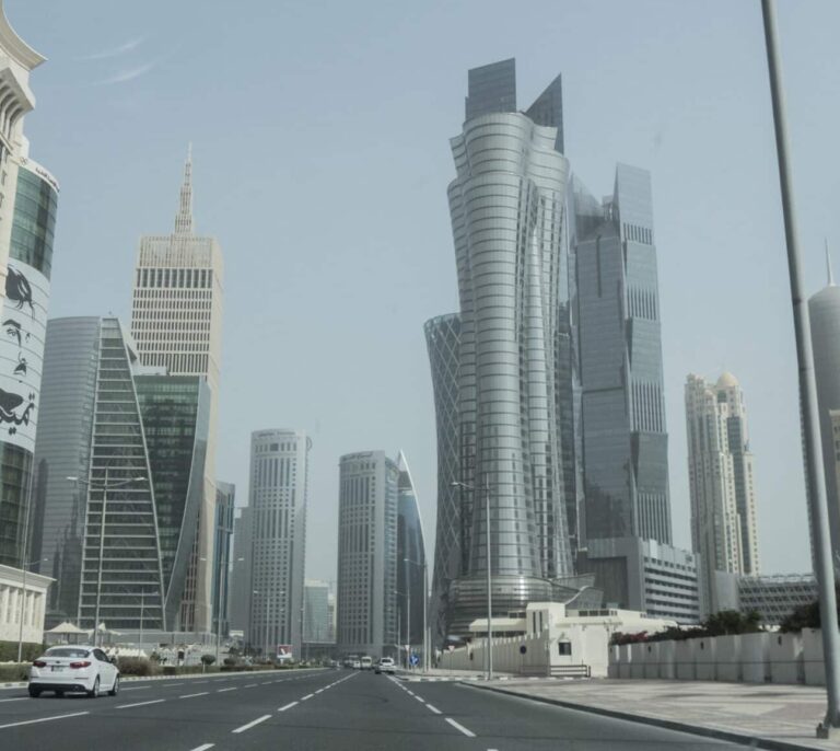 El emir de Qatar viaja a España con nuevos contratos de gas y una importante inversión como reclamo