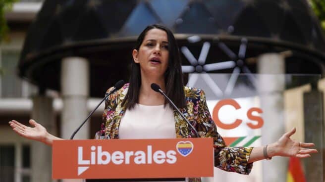 La presidenta de Ciudadanos, Inés Arrimadas, en la presentación de candidaturas para las elecciones de Andalucía.