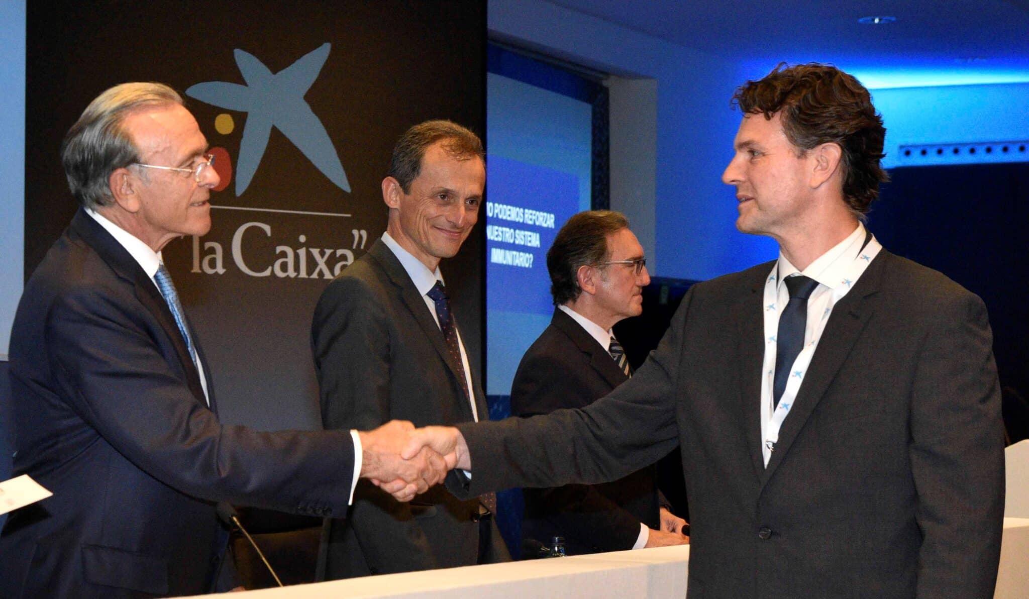 Isidro Fainé (Fundación La Caixa) y Pedro Duque, en la entrega de ayudas a la investigación en 2019.