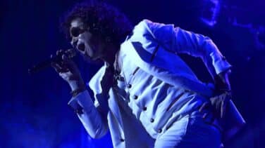 Enrique Bunbury cancela su gira de despedida y adelanta su retirada por sus problemas de garganta