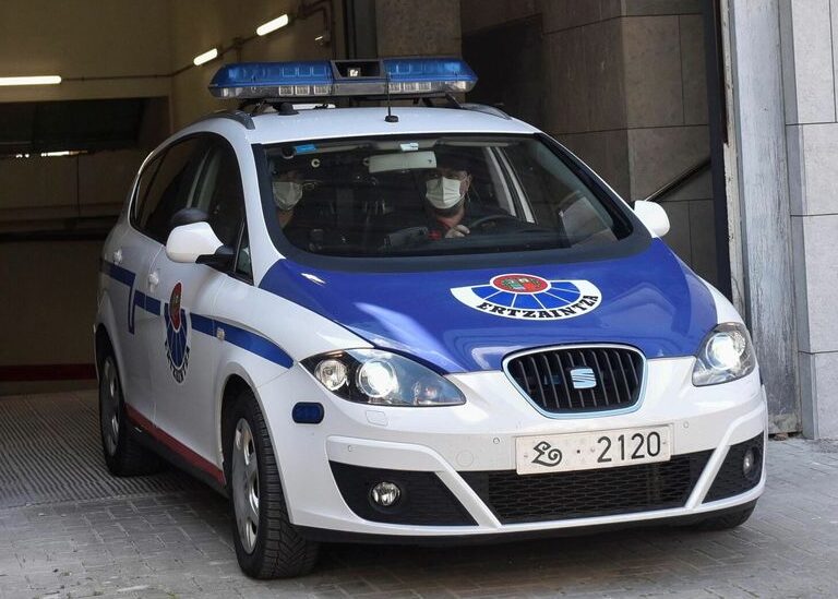 Muere una mujer que recibió un disparo procedente del exterior cuando estaba en su casa