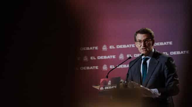 El presidente del PP, Alberto Núñez Feijóo, en un desayuno informativo organizado por 'El Debate'.