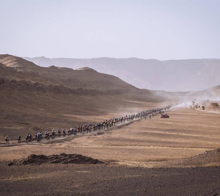 Muere un ciclista español en Marruecos en la segunda etapa de la Titan Desert