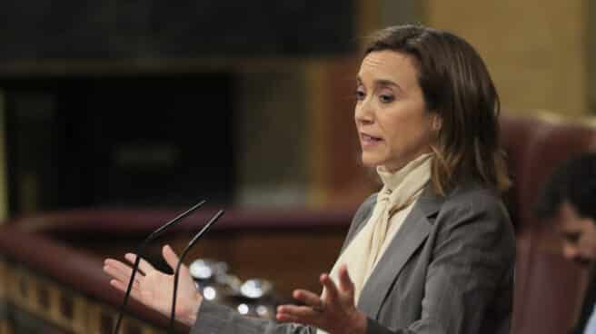 La portavoz parlamentaria el Partido Popular Cuca Gamarra interviene en el Congreso. después de la comparecencia de Sánchez sobre el espionaje de 'Pegasus'