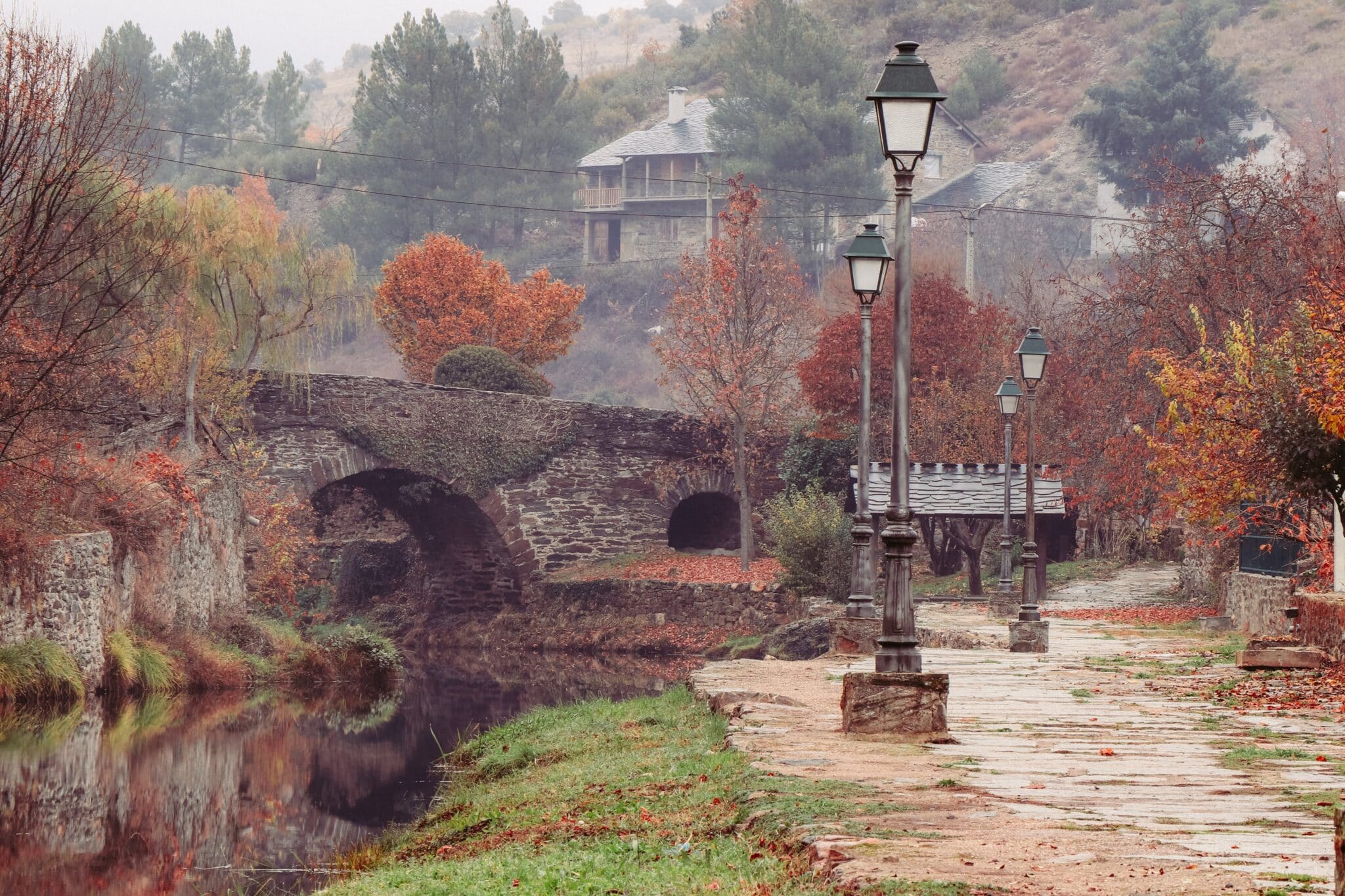 La localidad lusoespañola de Río de Onor / Rihonor de Castilla, donde se presentará oficialmente la programación completa del 'Hay Festival Segovia'