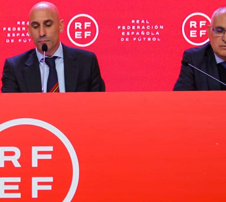 La RFEF propone que Rubiales cobre un sueldo de 635.000 euros al año sin variable