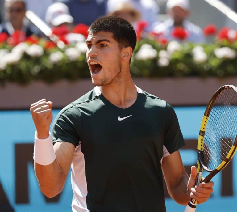 Alcaraz tumba a Nadal y se cita con Djokovic en las semifinales de Madrid