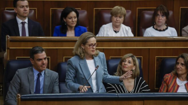 La vicepresidenta del Gobierno, Nadia Calviño, en el Congreso de los Diputados.