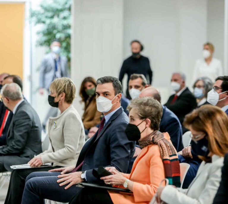 El Consejo de Ministros valora este martes el cese de la directora del CNI