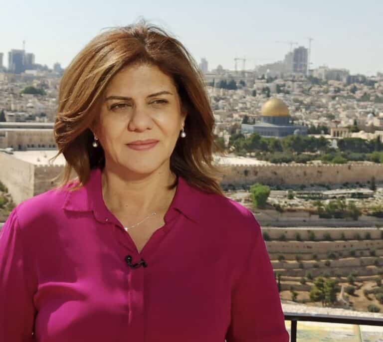 Muere la periodista de Al Jazeera Shireen Abu Akleh por un disparo de las fuerzas israelíes