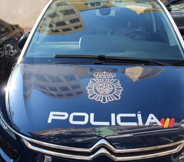 La Policía detiene a 5 personas en Valencia en dos operaciones contra las ciberestafas