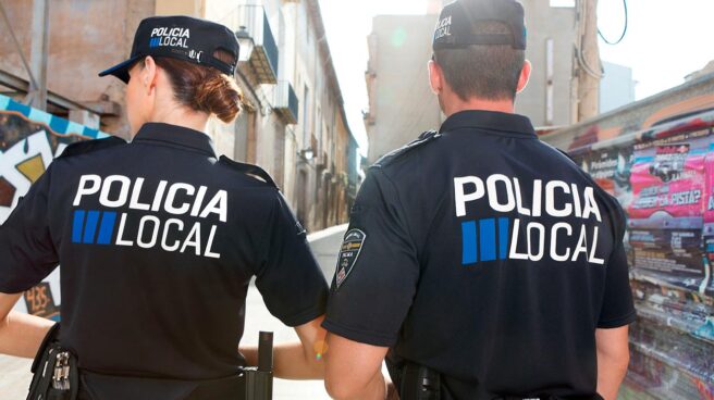 Agentes locales en Mallorca.