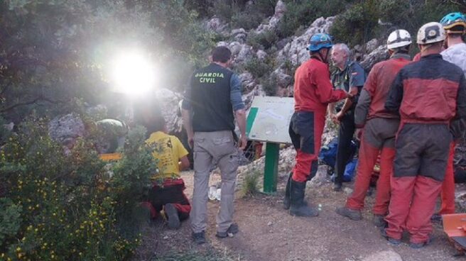Rescate de una espeleóloga en Almería. Rescate de una espeleóloga en Almería.