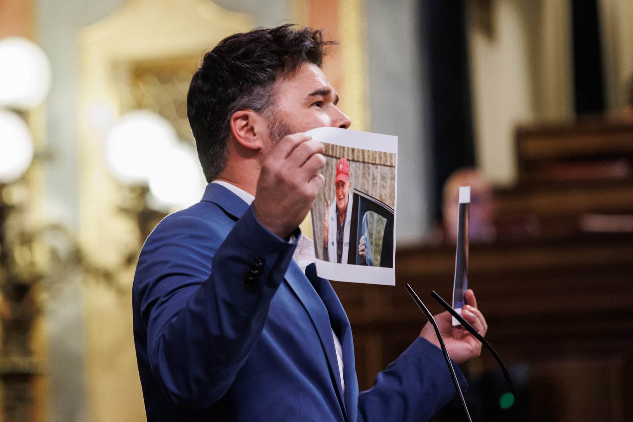 El portavoz de Esquerra Republicana (ERC) en el Congreso, Gabriel Rufián, interviene en una sesión plenaria en el Congreso de los Diputados.